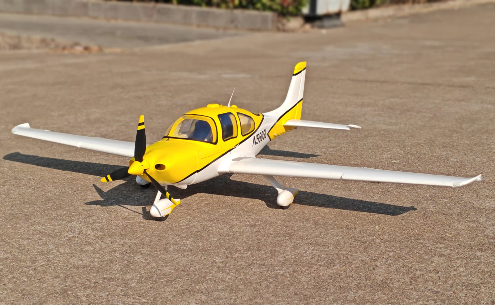 Dynam Sales Store -Dynam Sales Store Dynam Cirrus SR22 V3 Trainer 3S 4S Yellow RC Beginner Scale Plane 1.4m Flaps DY8936YL 5